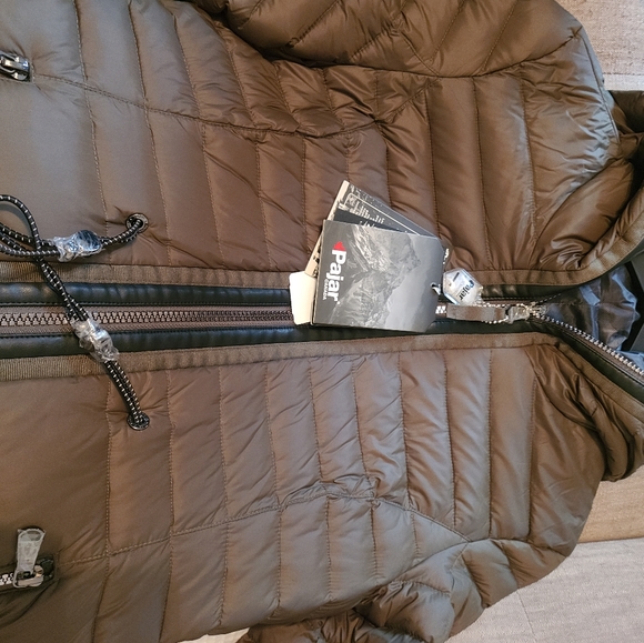 *NEW* Pajar Canada Down Puffer - Picture 3 of 5